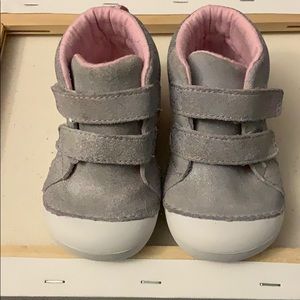 Stride Rite soft motion shoes